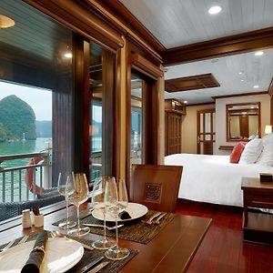 Superior King Suite